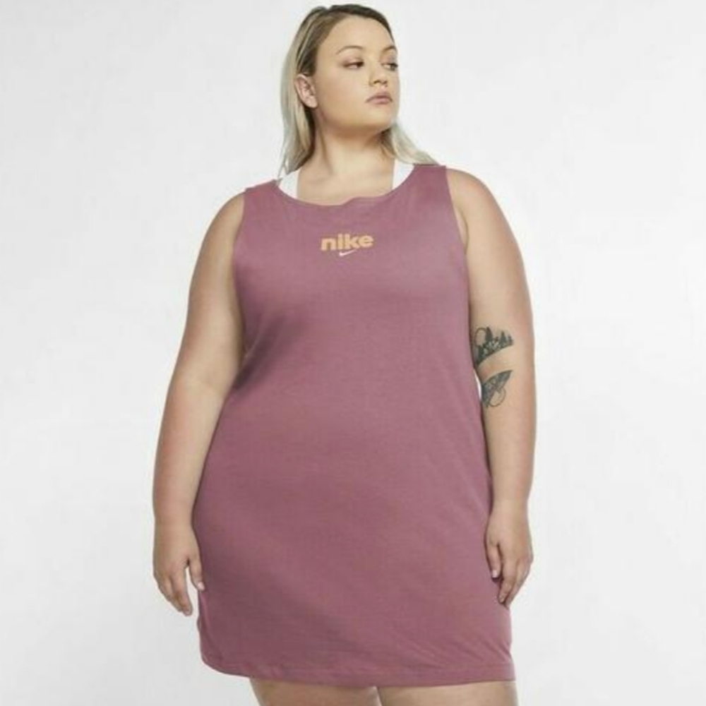 Nike Women's Pink Plus Size Dress 1X